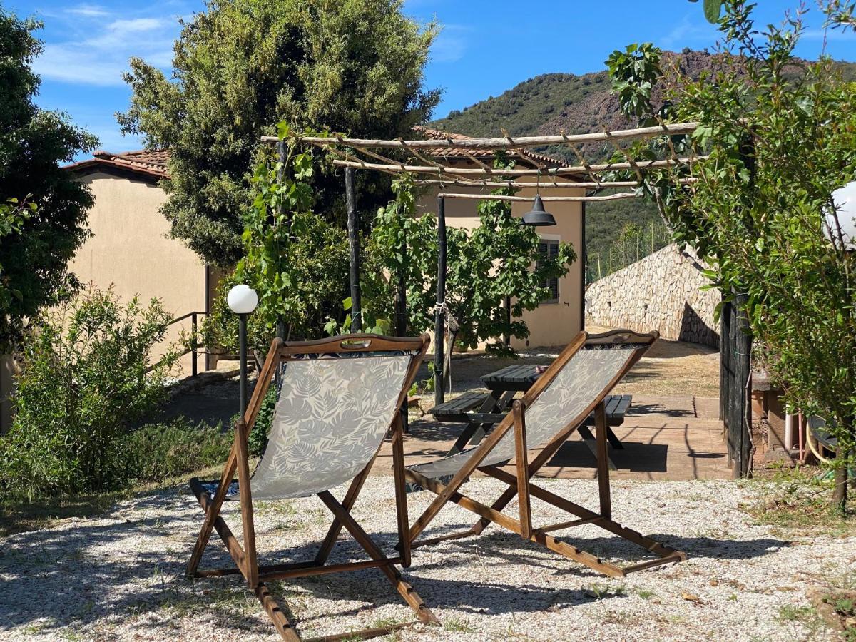 Villetta Ai Peri Nisporto Luaran gambar